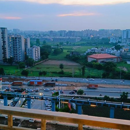 The Cerro Ricco 2 Hotel Zirakpur Bagian luar foto