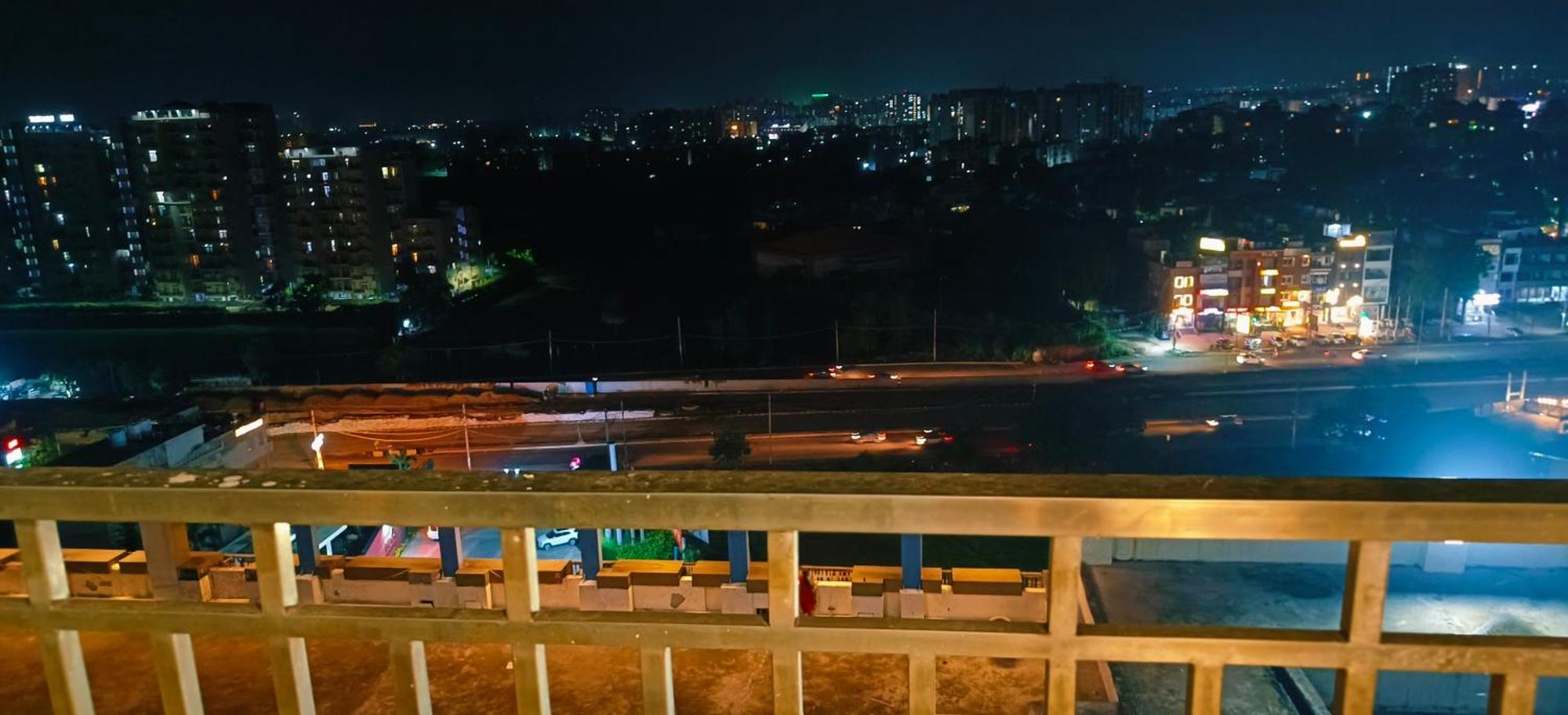 The Cerro Ricco 2 Hotel Zirakpur Bagian luar foto